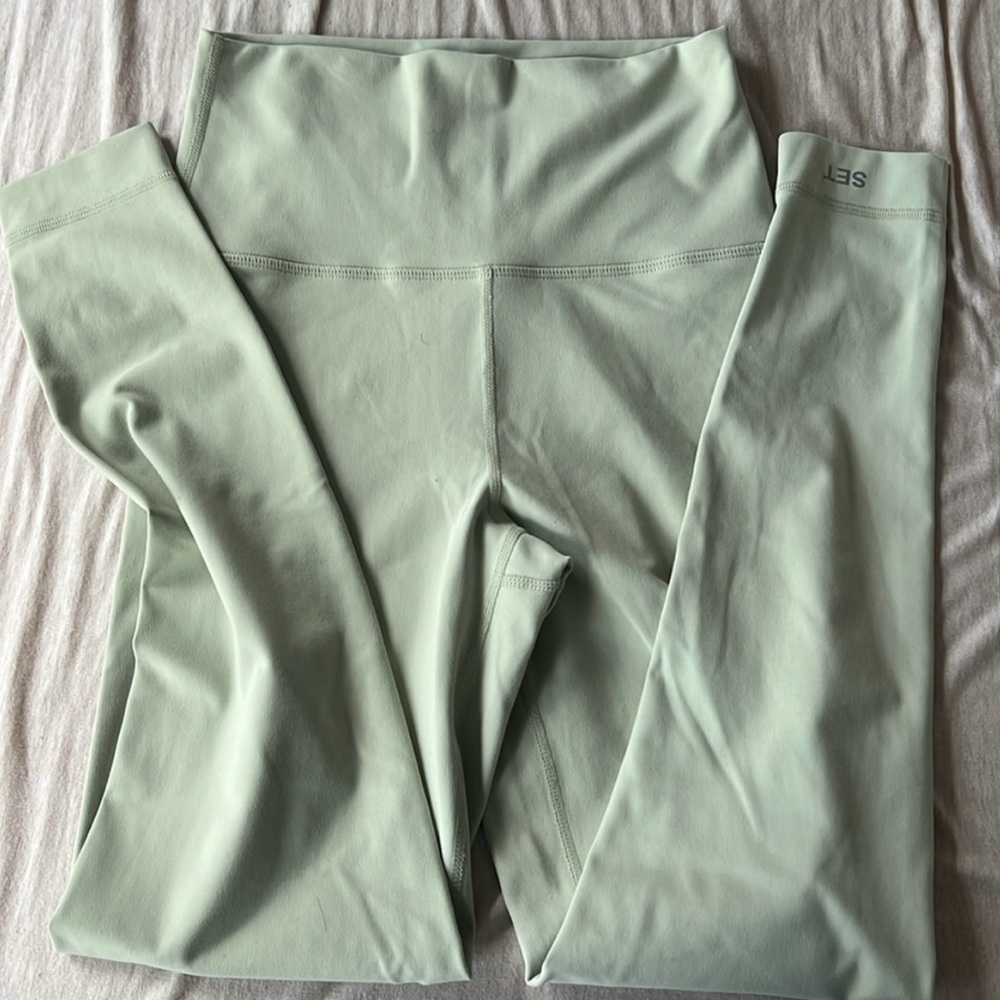 New Without Tag Set Active Top And Bottom - image 4